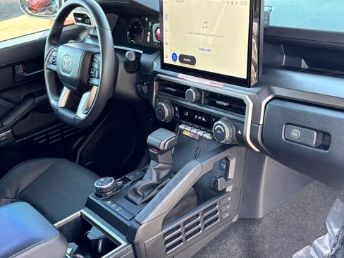 Certified 2025 Toyota 4Runner TRD Off-Road Premium w/ Tow Technology Package image 11