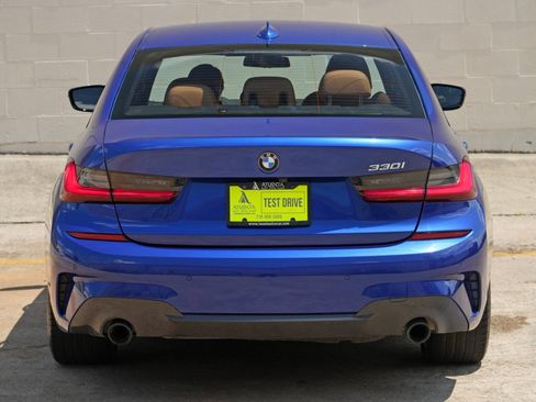 Used 2021 BMW 330i Sedan w/ M Sport Package RWD image 52