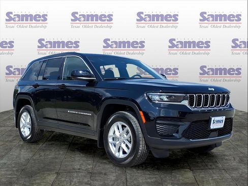 New 2025 Jeep Grand Cherokee Laredo w/ Luxury Tech Group I image 1