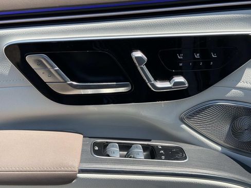 Used 2023 Mercedes-Benz EQS 450+ SUV image 20