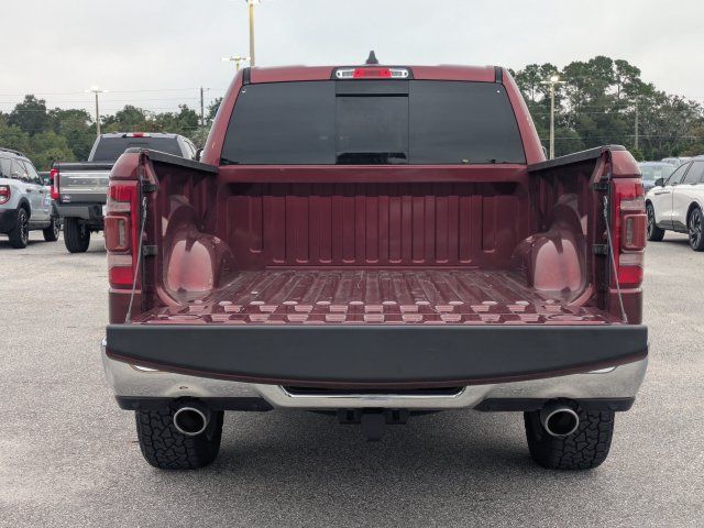 Used 2022 RAM 1500 Laramie AWD/4WD image 14