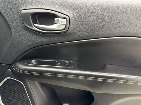 Used 2019 Jeep Compass Sport AWD/4WD image 45