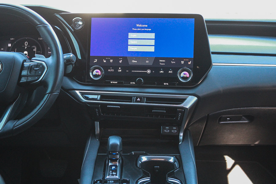 Used 2026 Lexus RX 350h w/ Convenience Package AWD/4WD image 13