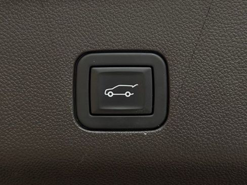 Used 2023 GMC Yukon Denali w/ Max Trailering Package AWD/4WD image 36
