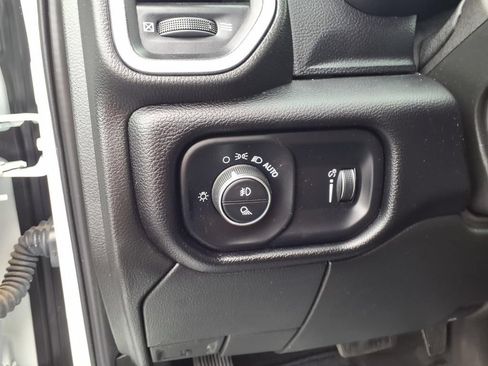 Certified 2024 RAM 2500 Big Horn AWD/4WD image 17