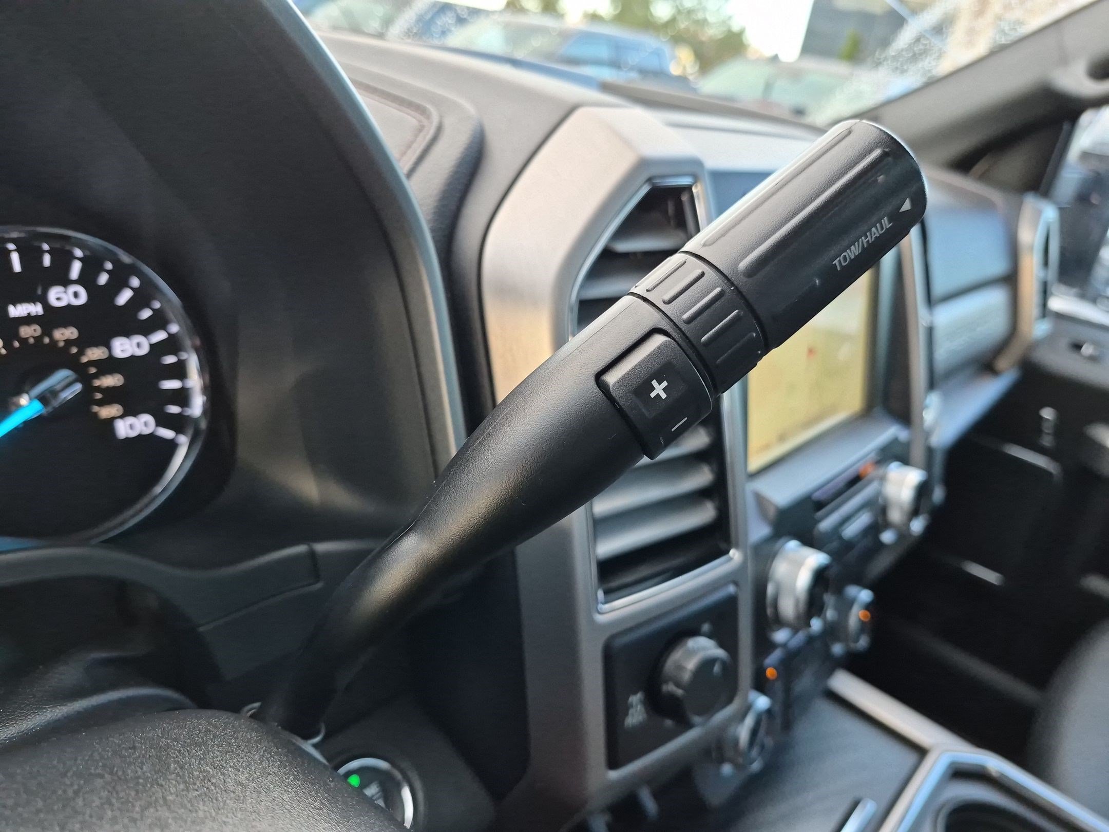 Used 2019 Ford F350 Platinum w/ Platinum Ultimate Package AWD/4WD image 29