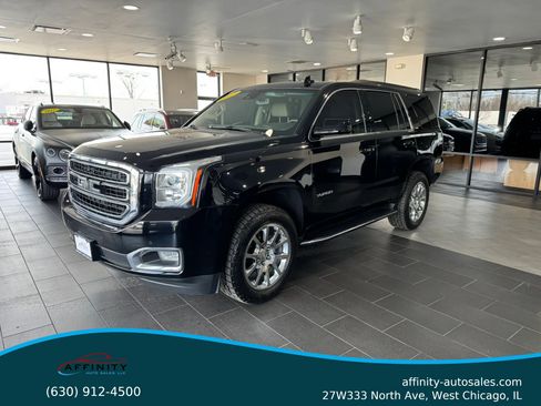 Used 2017 GMC Yukon SLT image 1