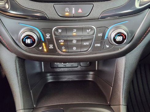 Used 2023 Chevrolet Equinox RS w/ RS Leather Package image 20