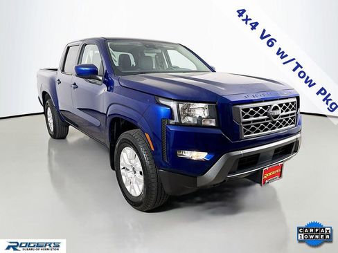 Used 2022 Nissan Frontier SV image 1