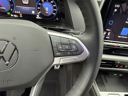 Certified 2025 Volkswagen Atlas Cross Sport SEL Premium R-Line image 16