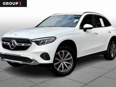 Used 2024 Mercedes-Benz GLC 300 4MATIC w/ Driver Assistance Package image 1