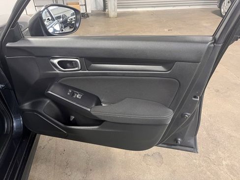 Used 2023 Honda Civic LX image 12
