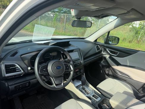 Used 2021 Subaru Forester AWD/4WD image 11