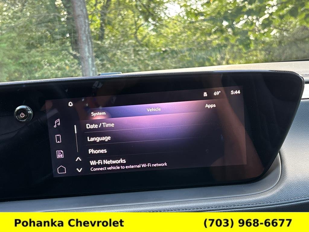 Certified 2024 Buick Encore GX Avenir AWD/4WD image 18