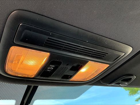Used 2017 Honda Civic EX-L image 38