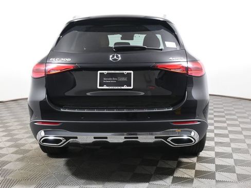 Used 2026 Mercedes-Benz GLC 300 4MATIC image 6