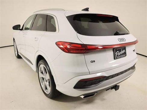 New 2025 Audi Q5 Prestige image 3