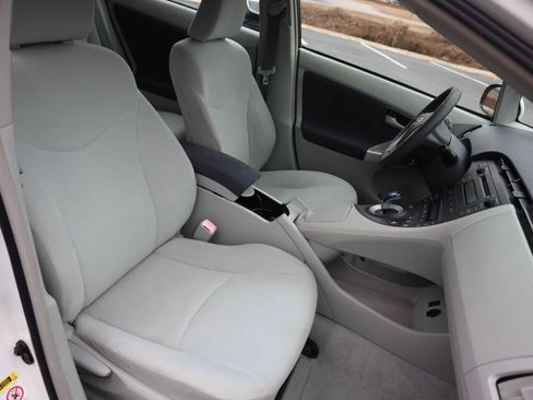 Used 2010 Toyota Prius Two image 5