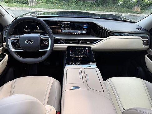 Certified 2025 INFINITI QX80 Pure AWD/4WD image 20