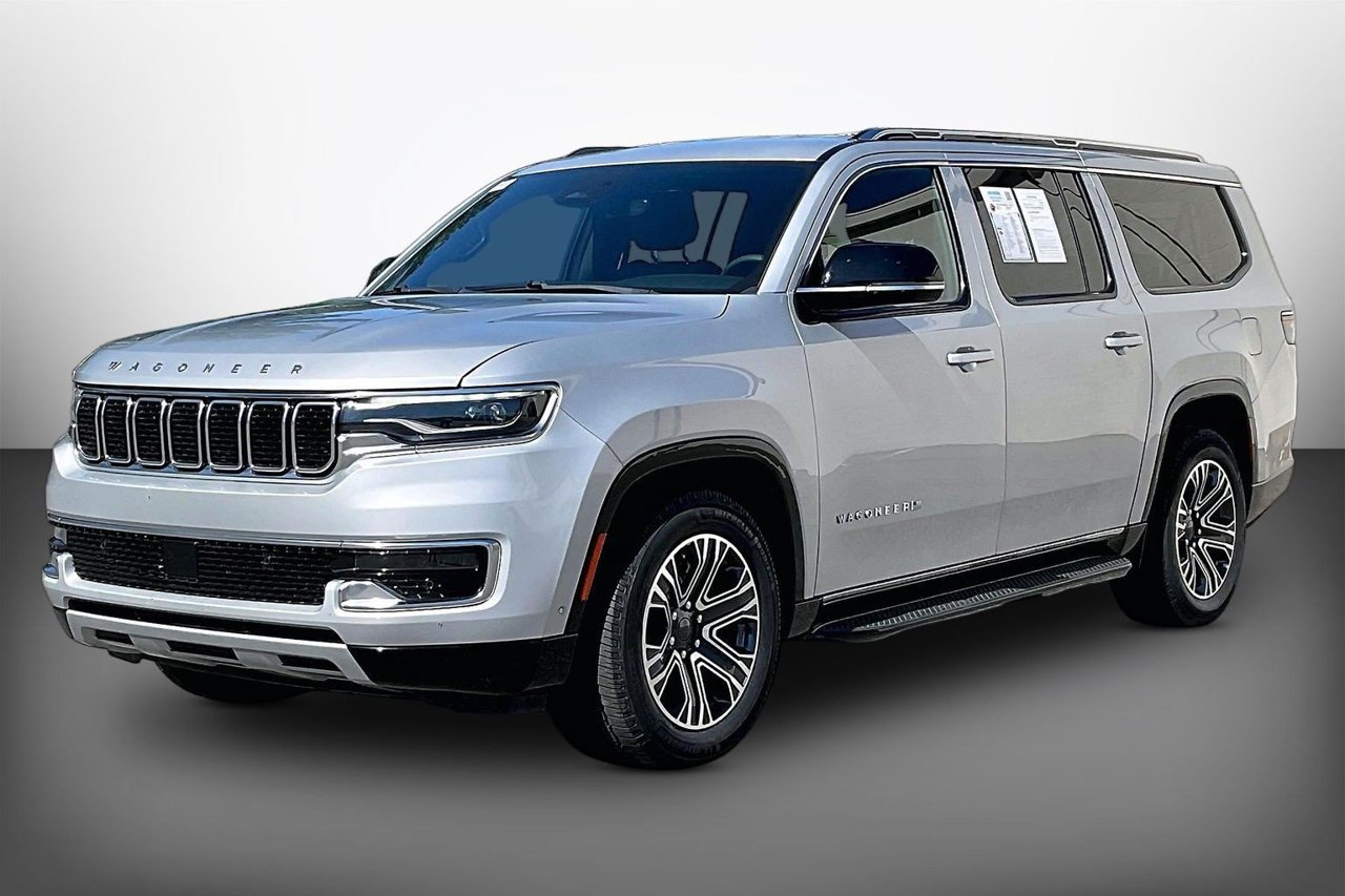 Certified 2024 Jeep Wagoneer L Series II AWD/4WD image 4