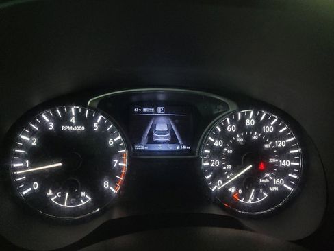 Used 2019 Nissan Pathfinder SL image 23