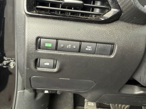 Used 2023 Nissan Sentra SV w/ All-Weather Package image 19