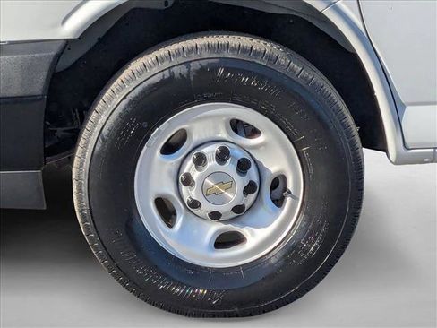 New 2025 Chevrolet Express 2500 w/ Driver Convenience Package image 10