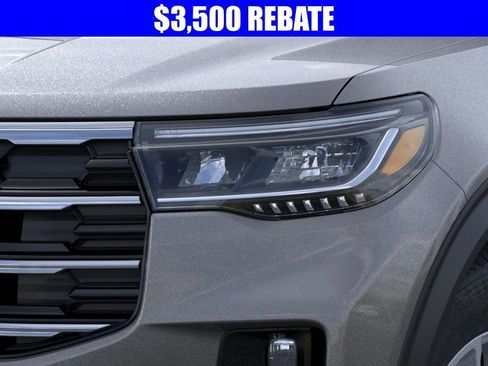 New 2026 Ford Explorer Active w/ Active Comfort Package image 18