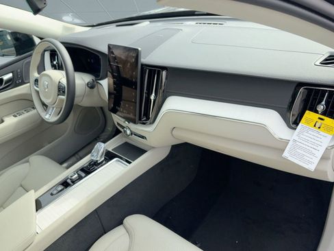 New 2026 Volvo XC60 T8 Ultra w/ Protection Package Premier image 31