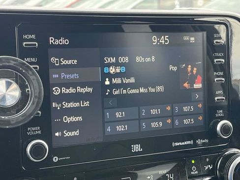 Used 2021 Toyota Highlander Limited image 32