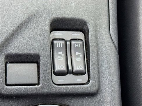 Used 2019 Subaru Impreza 2.0i Limited image 19