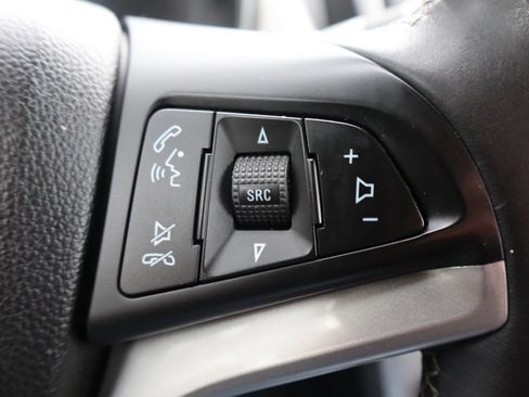 Used 2015 Chevrolet Trax LT w/ LT Sun and Sound Package AWD/4WD image 31