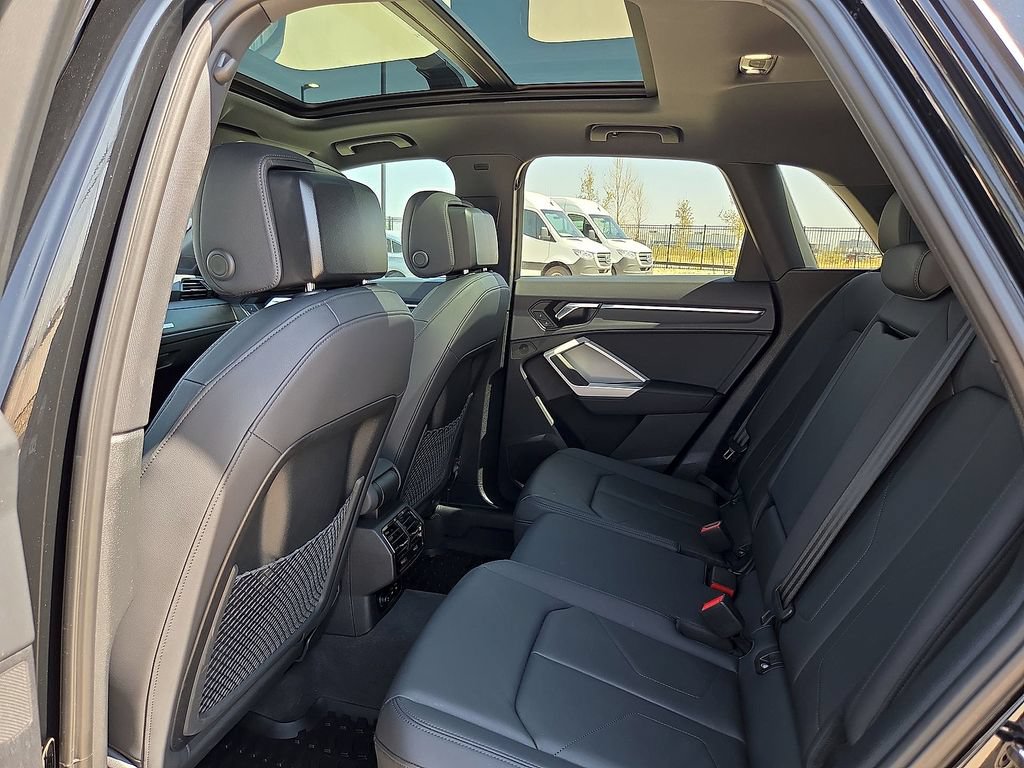 Used 2024 Audi Q3 2.0T Premium Plus AWD/4WD image 13
