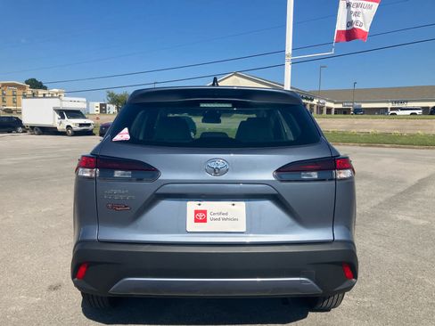 Certified 2026 Toyota Corolla Cross L FWD image 8