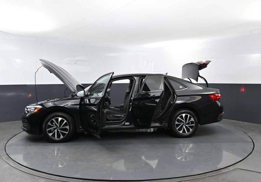 Used 2024 Volkswagen Jetta S FWD image 28