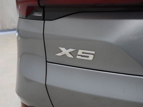 Used 2025 BMW X5 xDrive40i w/ Premium Package AWD/4WD image 24