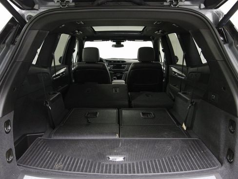 Used 2023 Cadillac XT6 Luxury w/ LPO, Floor Liner Package image 12