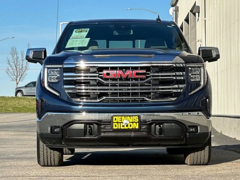 Used 2023 GMC Sierra 1500 SLT w/ SLT Premium Package image 9