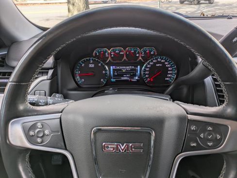 Used 2019 GMC Yukon SLE w/ Convenience Package image 13