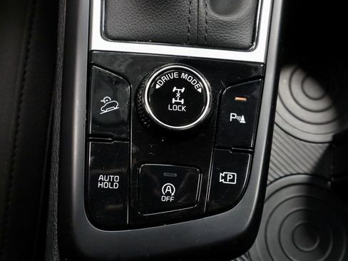 Used 2025 Kia Sportage LX AWD/4WD image 33