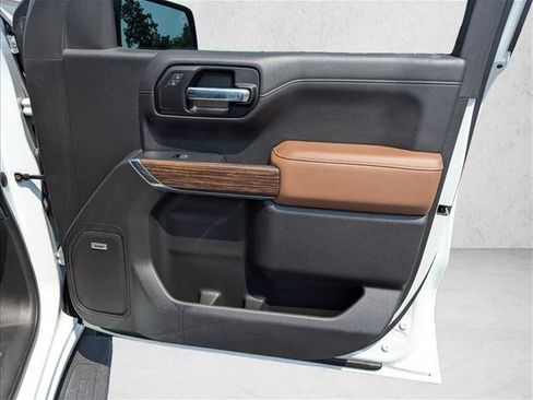 Used 2020 Chevrolet Silverado 1500 High Country RWD image 27