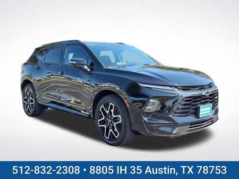 Used 2023 Chevrolet Blazer RS FWD image 1