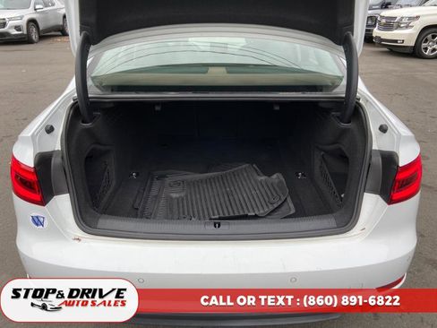 Used 2017 Audi A4 2.0T Premium w/ Convenience Package image 20