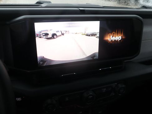 New 2026 Jeep Gladiator Sport AWD/4WD image 6