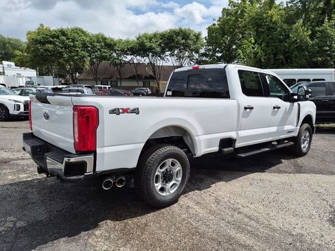 New 2026 Ford F350 XLT w/ Snow Plow/Camper Package AWD/4WD image 6
