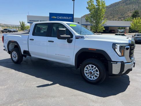 New 2025 GMC Sierra 2500 Pro image 1