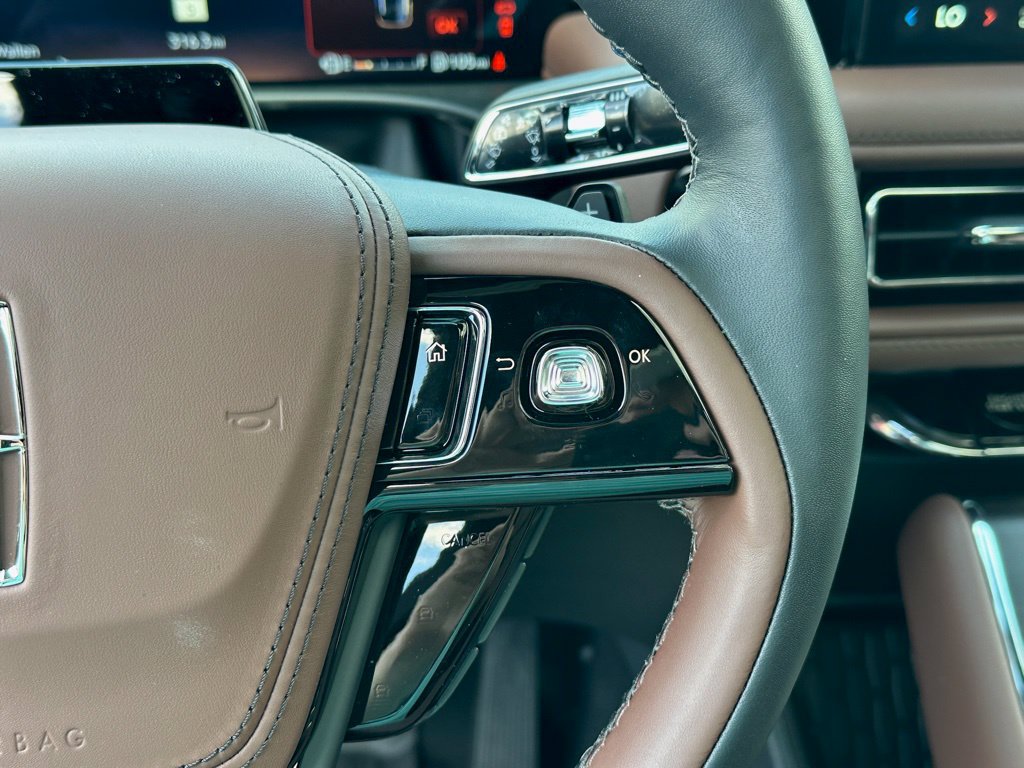 New 2026 Lincoln Aviator Reserve AWD/4WD image 10