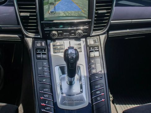 Used 2013 Porsche Panamera GTS AWD/4WD image 36