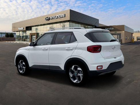 New 2026 Hyundai Venue SEL image 4