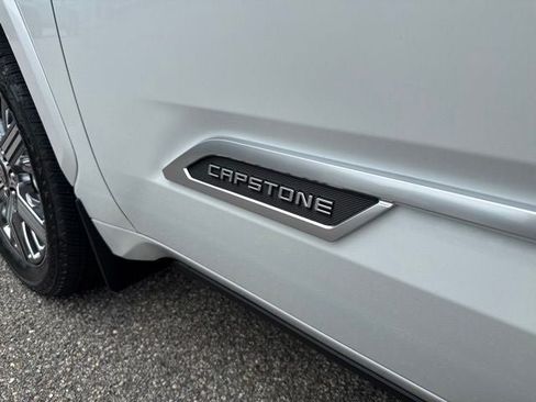 Used 2026 Toyota Sequoia Capstone AWD/4WD image 7